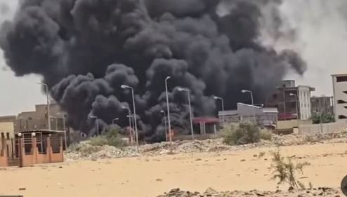 مصرع شخص في حريق ونش رفع بعد انفجار إطار بالعاشر من رمضان