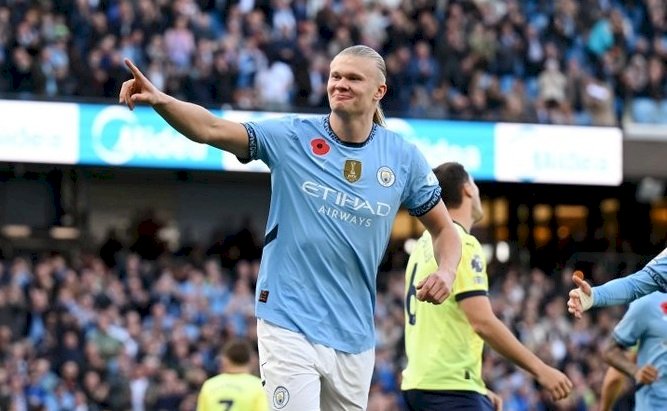 هالاند يسجل الهدف الثاني لمان سيتي ضد ليفربول في كأس الاتحاد الإنجليزي