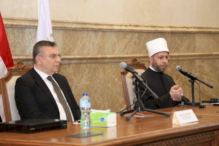 وزير الأوقاف ورئيس اتحاد "أوسبو" يفتتحان الدورة التدريبية الدولية الحادية عشرة بمسجد مصر الكبير