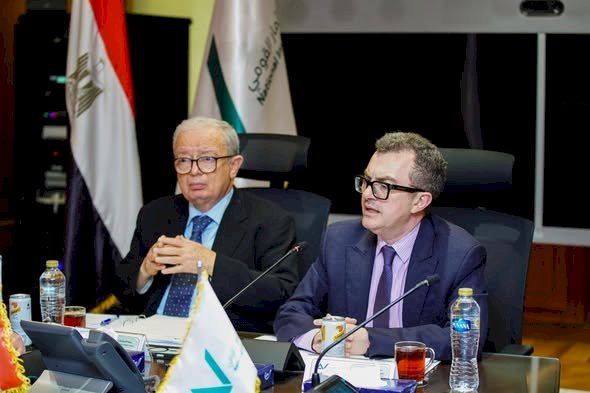 وزير التخطيط يترأس اجتماع مجلس إدارة بنك الاستثمار القومي