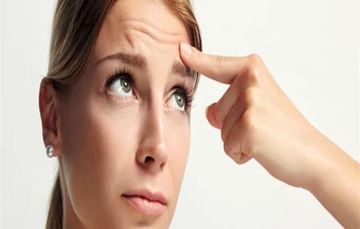 الخطوط الرفيعة بالبشرة.. أسبابها وكيفية الوقاية منها