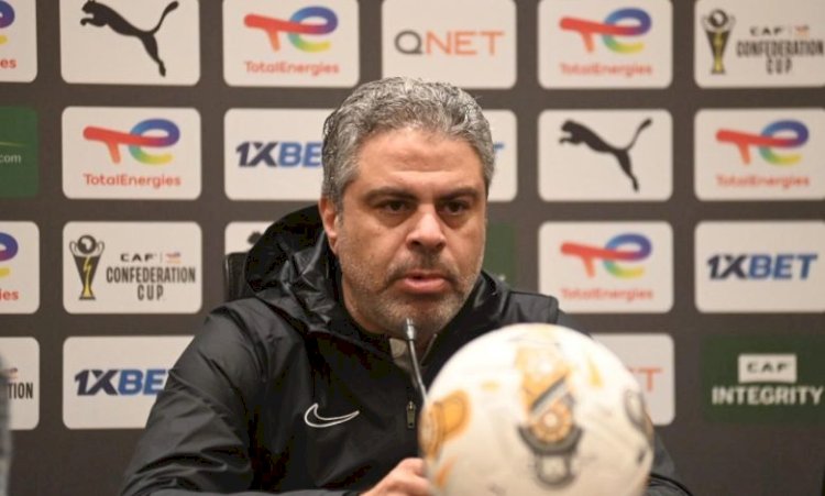 معتمد جمال يُحاضر لاعبي الزمالك فنيًا قبل مواجهة شباب بلوزداد فى الكونفدرالية