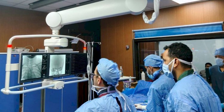 الرعاية الصحية تعلن نجاح إجراء أول حالة سحب جلطة حادة بالمخ بمستشفى طيبة التخصصي بإسنا وإنقاذ مريضة خلال الوقت الذهبي