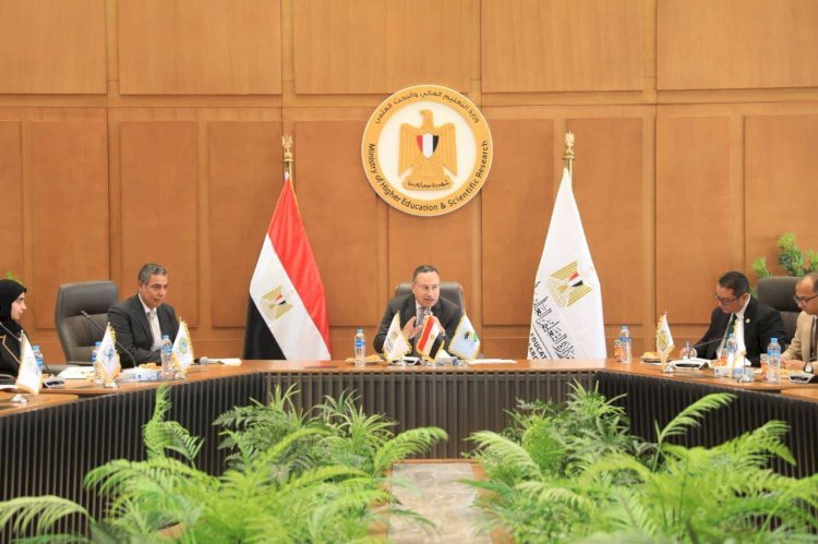 وزير التعليم العالي: تحويل مبادرات الطلاب إلى تكليفات تنفيذية قابلة للتطبيق داخل الجامعات