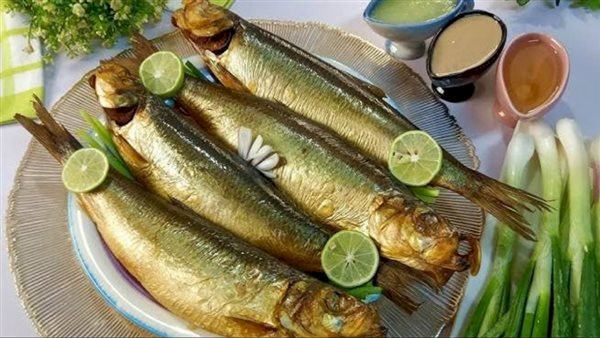 طريقة خاطئة لطهي الرنجة في شم النسيم تضر الصحة.. تفاصيل