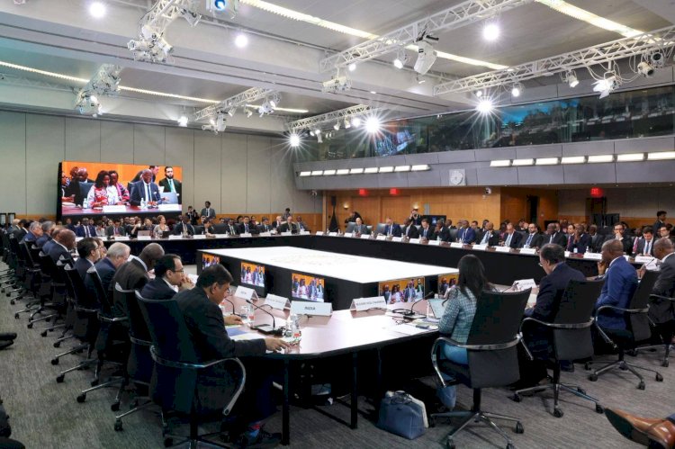 وزير الخارجية يشارك في اجتماع وزراء ومحافظي مجموعة الأربع والعشرين G24