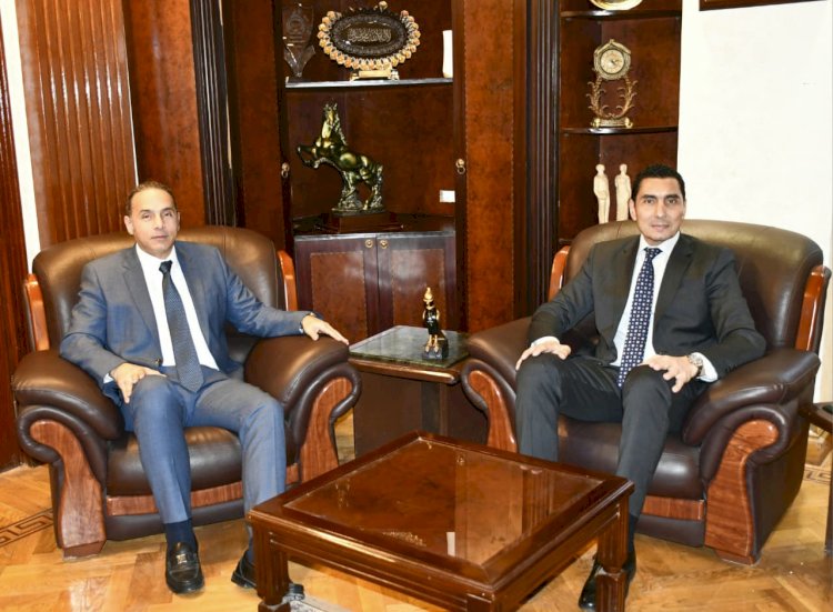 وزير الشباب والرياضة يبحث مع رئيس هيئة الرقابة المالية تعزيز أطر التعاون المشترك 