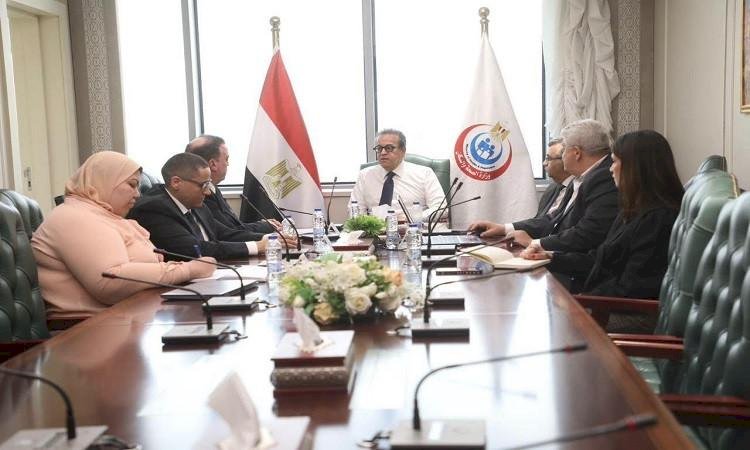 وزير الصحة يراجع المقترح النهائي للمنصة الرقمية الداخلية لمتابعة المشروعات القومية