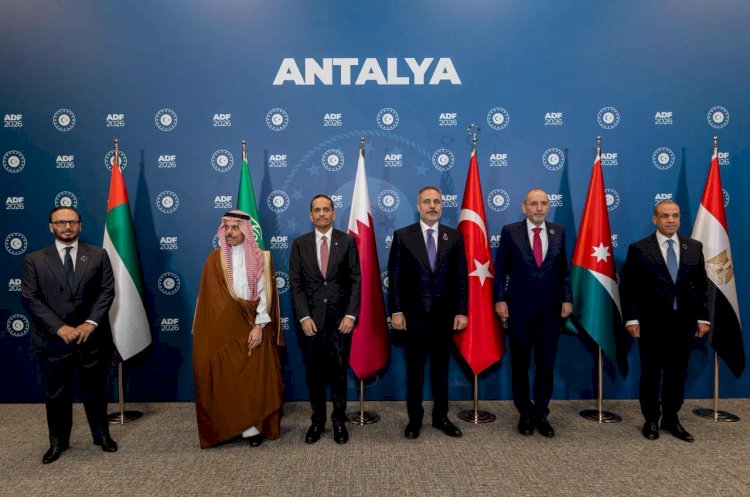 وزير الخارجية يؤكد على ثوابت الموقف المصري من القضية الفلسطينية