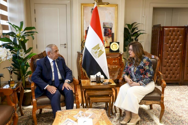 شراكة بين التنمية المحلية والأكاديمية العربية لتطوير قدرات العاملين بالمحليات ودعم الكوادر البشرية