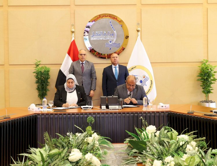 النقل والري يوقعان بروتوكولات تعاون لتعظيم الاستفادة من أملاك الدولة وتعزيز مواردها وفق رؤية مصر 2030
