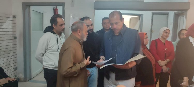 نائب وزير الصحة يُجري جولة تفقدية بالإسكندرية لتقييم الأداء الطبي وإثابة المتميزين
