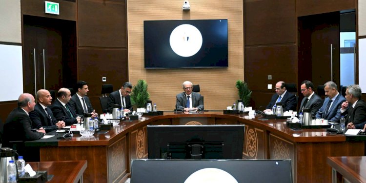 نائب رئيس الوزراء للشئون الاقتصادية يعقد اجتماعا لمتابعة جهود توفير السلع ومستلزمات الإنتاج