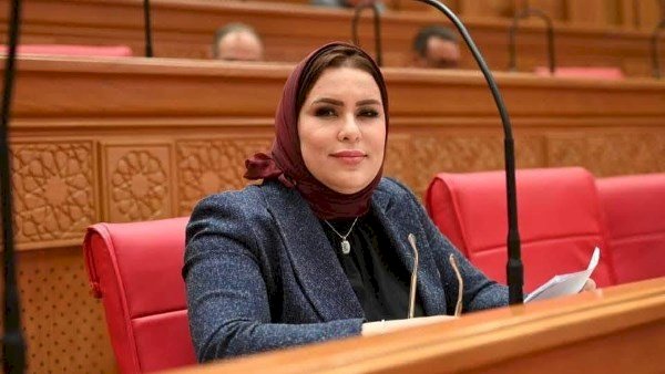 نيفين الكاتب: الطفل أساس قانون الأسرة ولابد من مواجهة "المغالبة"