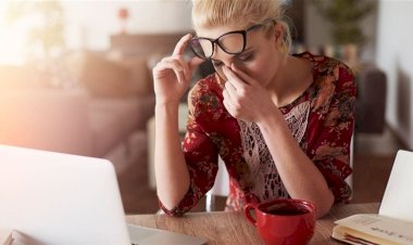 التخلص من الإرهاق بعد يوم عمل طويل.. وصفات طبيعية تعيد لكِ نشاطك وحيويتك