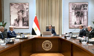 رئيس الوزراء يتابع موقف طرح عدد من الشركات الحكومية في البورصة