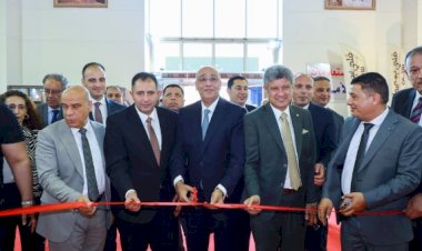 جهاز تنمية المشروعات يفتتح معرض أوكازيون للأثاث الدمياطي بالتعاون مع الغرفة التجارية بدمياط