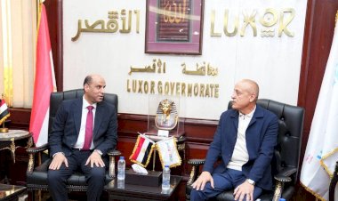 وزير العمل ومحافظ الأقصر يبحثان تعزيز التعاون في التدريب والتشغيل