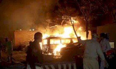 مصرع شقيقين وجارهما في حريق منزل الكوم الأحمر
