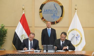 وزير النقل يشهد توقيع اتفاقية لتطوير الخدمات الرقمية والحجز الإلكتروني للنقل العام