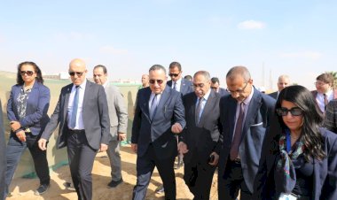 وزير التعليم العالي يتابع مستجدات تنفيذ الحرم الجديد للجامعة الأهلية الفرنسية بمدينة الشروق