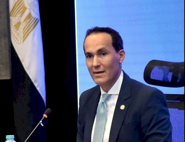 الرئيس التنفيذي لهيئة الاستثمار يبحث إعداد الخطة الاستراتيجية وتطوير منظومة الأداء المؤسسي