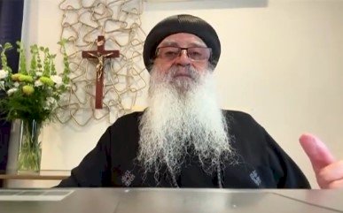 ضوابط الحضانة والولاية التعليمية في قانون الأحوال الشخصية للمسيحيين.. الأنبا بولا يوضح