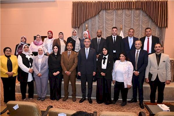 وزير التموين يكرم الفائزين بجائزة مصر للتميز الحكومي في دورتها الرابعة لفئة مراكز خدمة المواطنين المطورة