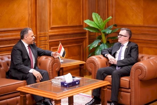وزير التخطيط يبحث مع محافظ الشرقية جهود التنمية والمشروعات المدرجة بالخطة الاستثمارية للعام المالي