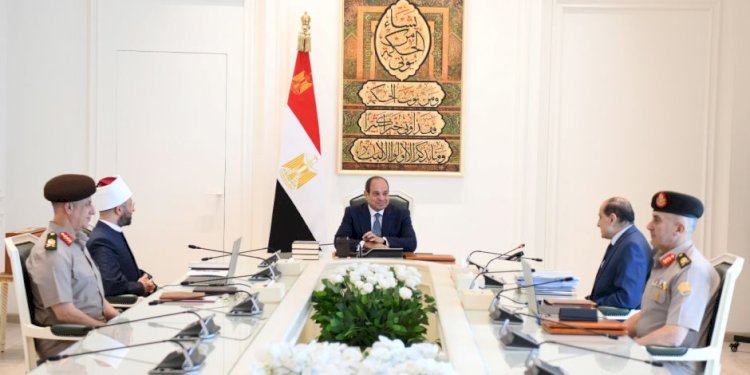 الرئيس السيسى يتابع تطوير القاهرة التاريخية ويوجه بتحويلها لمقصد سياحى عالمي
