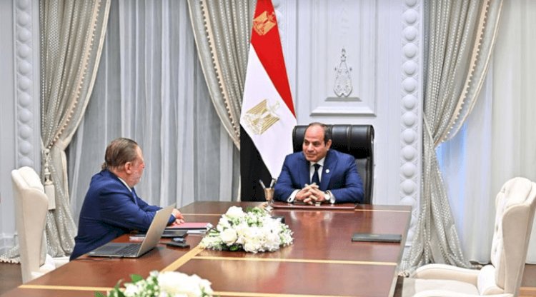 الرئيس السيسي يجتمع مع محافظ البنك المركزي