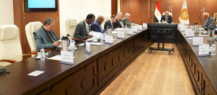 2.5 مليار جنيه إعانات للعمال في 3999 منشأة منذ بدء عمل صندوق الطوارئ بوزارة العمل