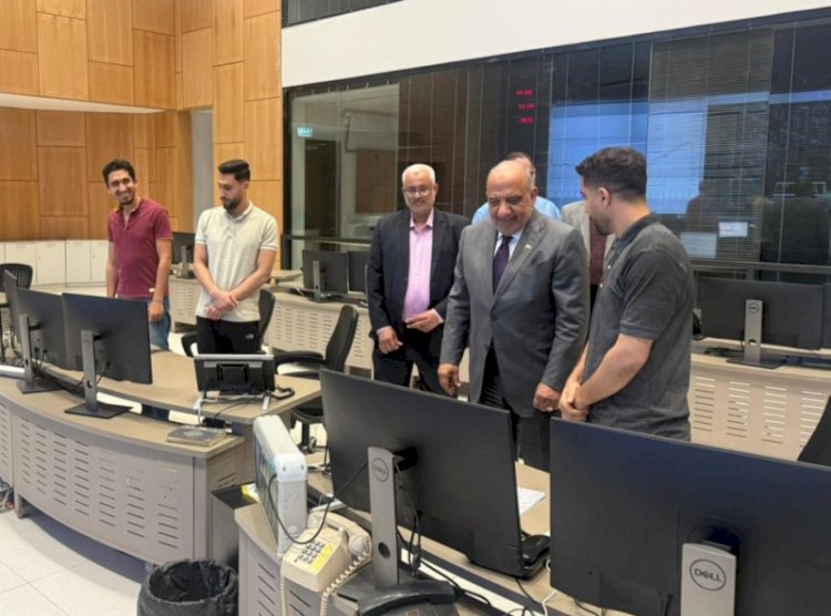 وزير الكهرباء يقضي أول أيام العيد مع العاملين في المركز القومي للتحكم في الطاقة