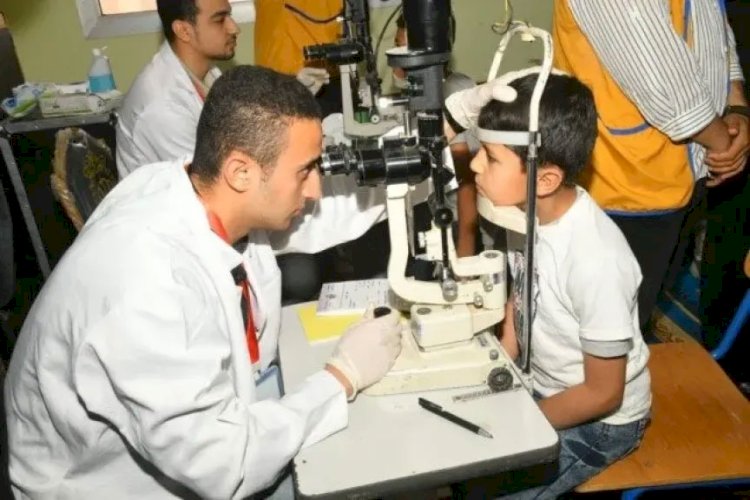 الصحة: مبادرة «عيون أطفالنا مستقبلنا» تفحص 4 ملايين و97 ألف طالب