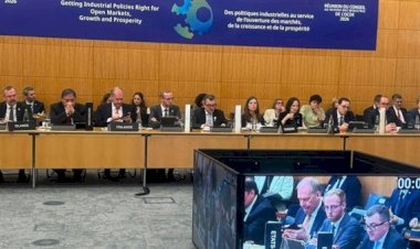 وزير التخطيط يشارك في جلسة نقاش وزارية حول تحفيز بيئة الاستثمار وحشد التمويلات لمساندة القطاع الخاص