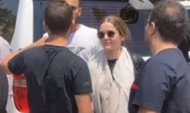 نور إيهاب تشيع جنازة جدها من مسجد الرحمن الرحيم بصلاح سالم
