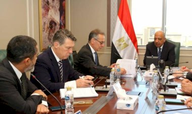 وزير الكهرباء يبحث مع وفد البنك الأوروبى لإعادة الإعمار والتنمية "EBRD " سبل دعم وتعزيز الشراكة والتعاون في مختلف المجالات