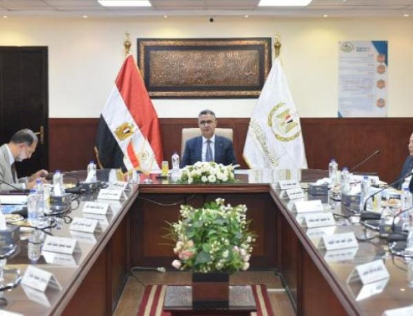 وزير التموين يترأس اجتماع الجمعية العامة للشركة المصرية القابضة للصوامع والتخزين