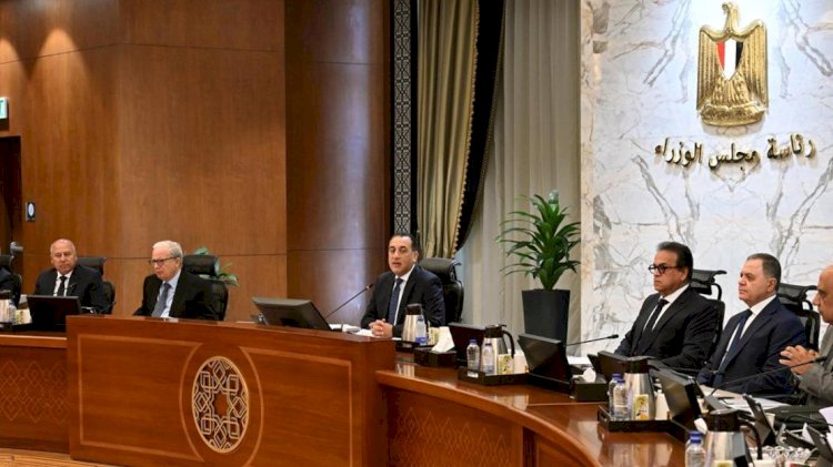 رئيس الوزراء يترأس الاجتماع الأسبوعي للحكومة