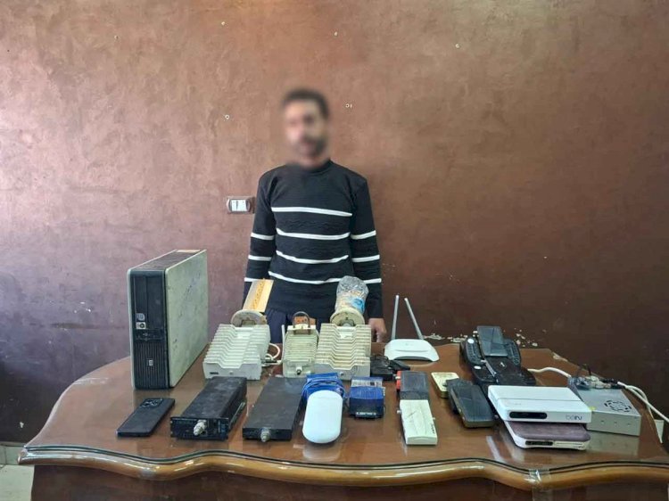 الداخلية تضبط شخصا لإنشائه شبكة بث تليفزيونى بدون ترخيص