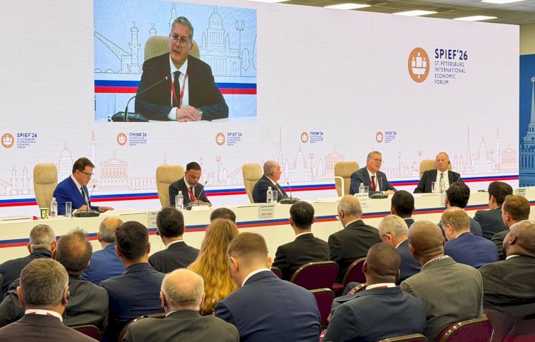 وزير البترول يشارك في جلسة حول مستقبل الطاقة بمنتدي سان بطرسبرج الاقتصادي
