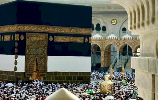 ليلة تبديل كسوة الكعبة المشرفة.. استعداداتٌ متقنة تُمهّد لارتداء ثوبها الجديد مع إشراقة العام الهجري