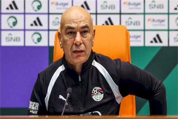 حسام حسن يجتمع بتريزيجيه لدعمه بعد مباراة مصر وبلجيكا