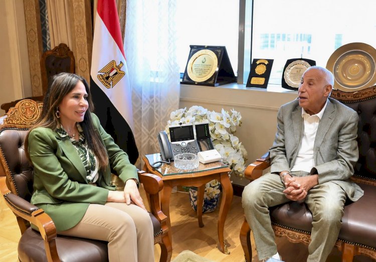 وزيرة الإسكان تستقبل الكابتن حسين لبيب.. وتؤكد تقديرها الكبير لنادي الزمالك باعتباره أحد أعرق الأندية الرياضية