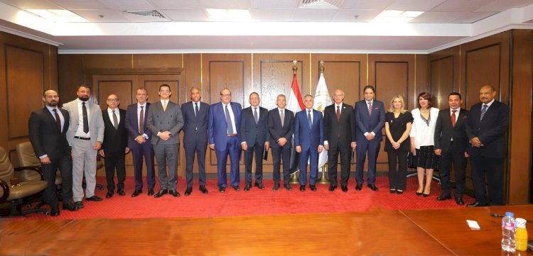 بنك مصر يوقع بروتوكول تعاون مع "وزارة العدل" بالتعاون مع شركة "إي فاينانس"لدعم منظومة التحصيل الإلكتروني