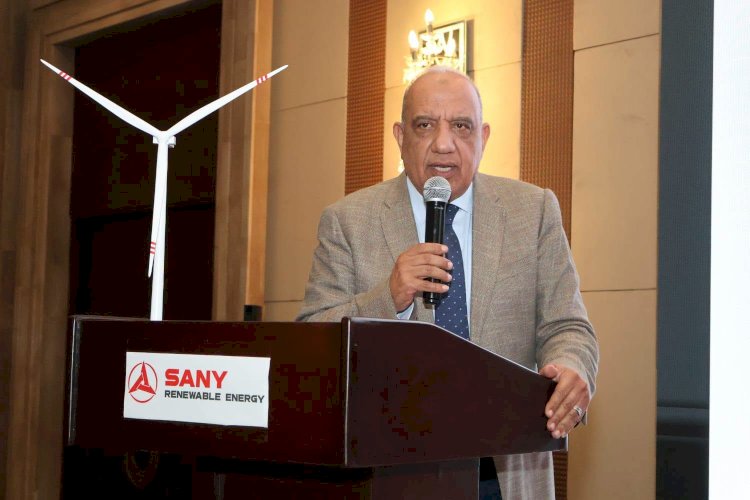 وزير الكهرباء يعلن انطلاقة تاريخية: أول مصنع لتوربينات الرياح ومشروع بـ2000 ميجاوات