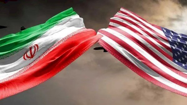 إيران تعلن استهداف 8 قواعد أمريكية في الكويت والبحرين