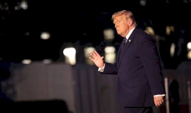 ترامب : 1000 صاروخ جاهز للإطلاق نحو إيران إذا حاولت اغتيالي