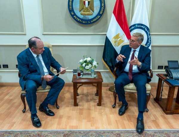 وزير البترول و«أباتشي» يبحثان تعزيز الاستثمارات وخطط زيادة إنتاج النفط والغاز بالصحراء الغربية