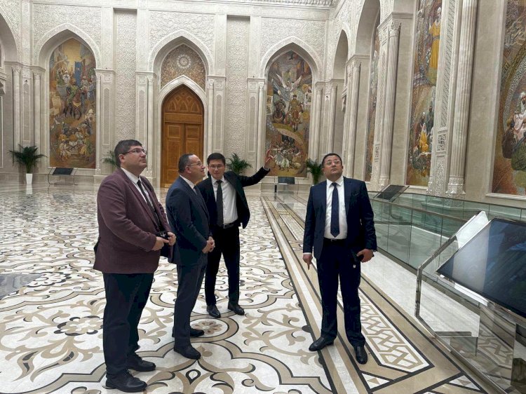 وزير التعليم العالي يتفقد مركز الحضارة الإسلامية في أوزبكستان ويعزز التعاون الأكاديمي بين البلدين